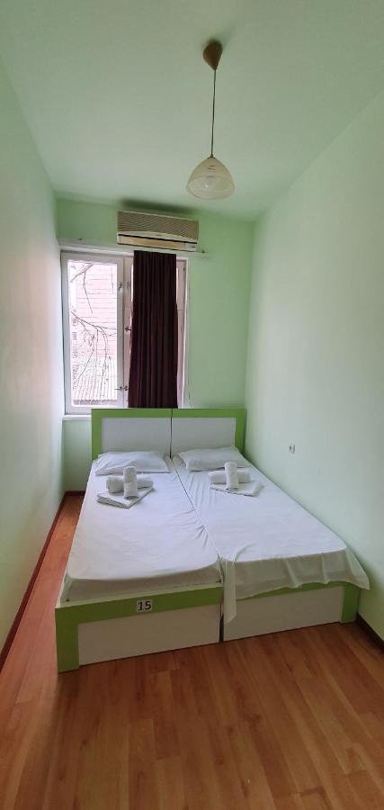 Tempus Hotel-Hostel Yerevan Exterior foto