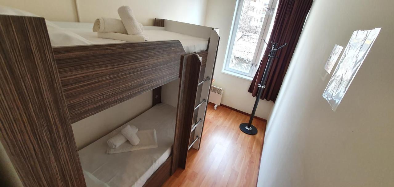 Tempus Hotel-Hostel Yerevan Exterior foto